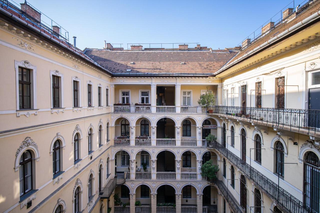 Apartments Next To The Synagogue Budapest Exterior foto