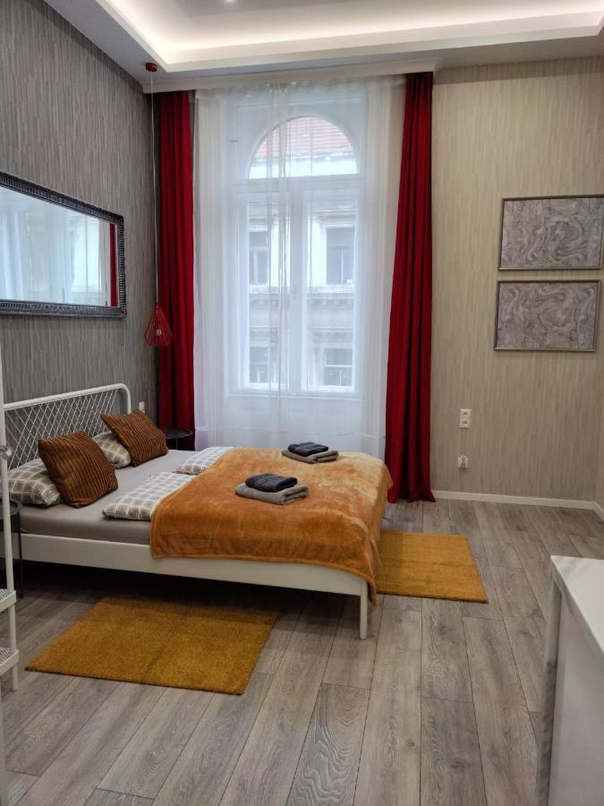 Apartments Next To The Synagogue Budapest Exterior foto